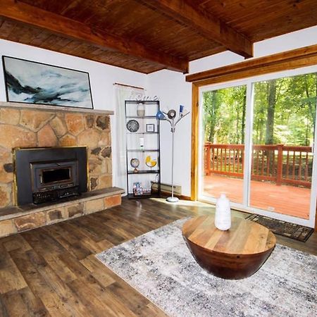 Entire 3 Bedroom Adventure Chalet, Near The Best Of The Poconos East Stroudsburg Eksteriør bilde